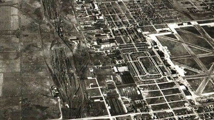 Aerial view of Chrysler Village c. 1940s, visible between Midway Airport and the railroad tracks.